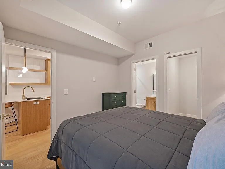 1402 12th St NW #3B — Photo 17
