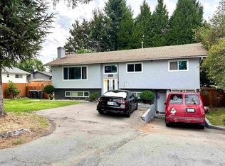 9525 125a St, Surrey, BC V3V 4Z3