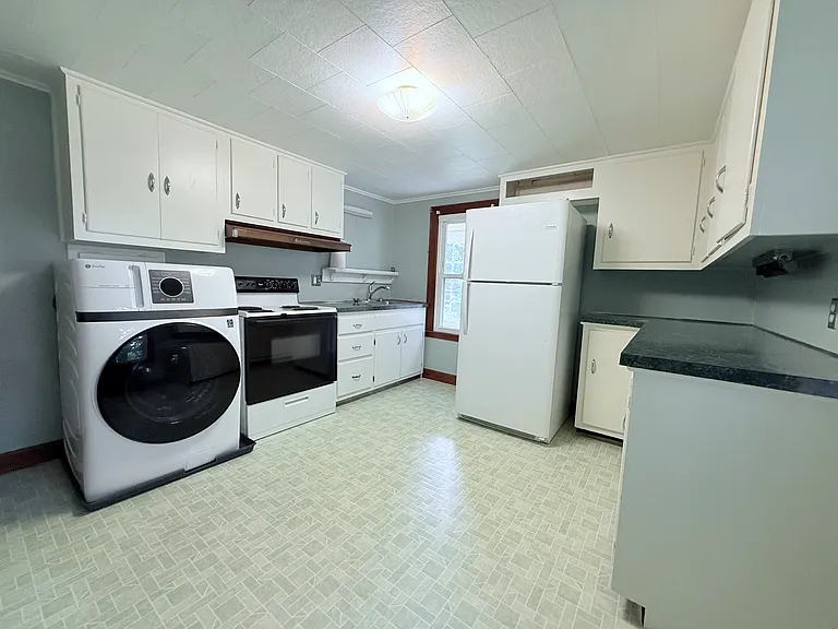 15 Garfield Ave — Photo 8