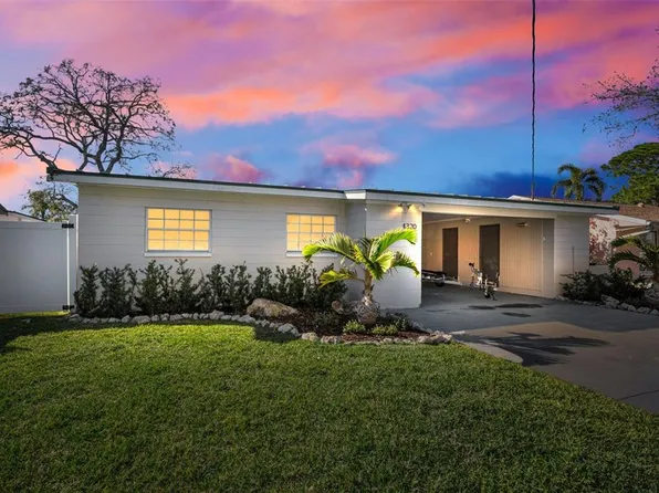 4320 Huntington St NE, Saint Petersburg, FL 33703