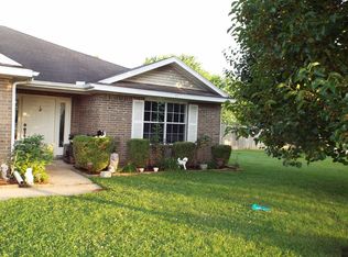 1116 Greenway St, Springdale, AR 72764