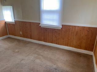 531 1/2 Sullivan Ave, Waterloo, IA 50701