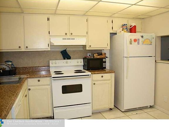 4th image of 10466 Sunrise Lakes Blvd APT 112