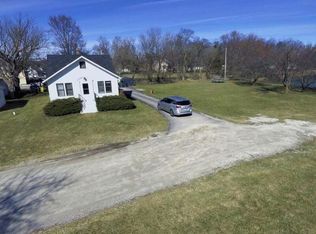 1816 Bolling Ave, Johnsburg, IL 60051