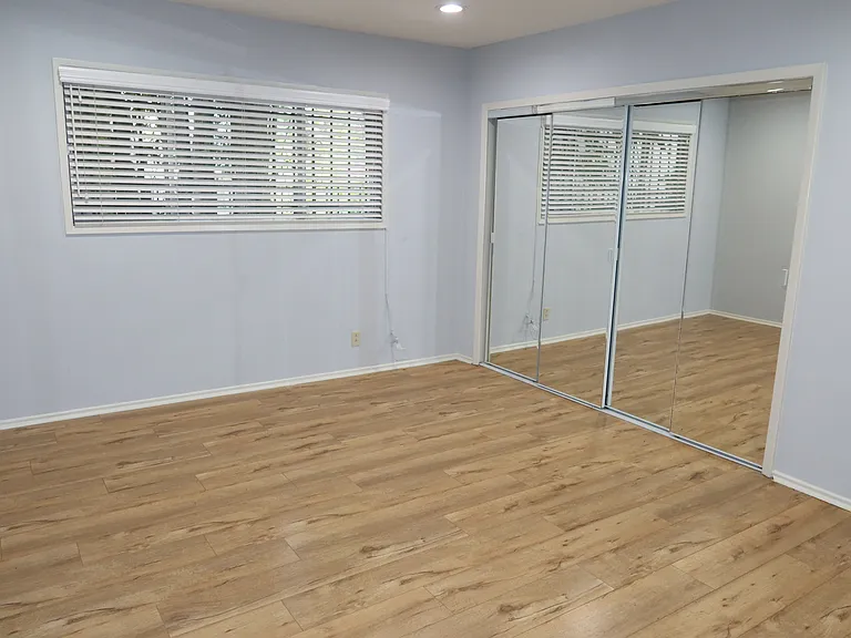 201 N La Peer Dr #104 — Photo 12