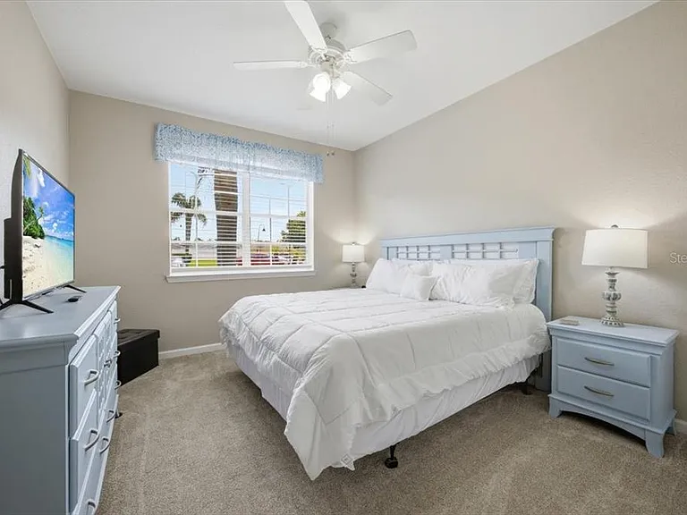 301 Terrace Ridge Cir #301 — Photo 18