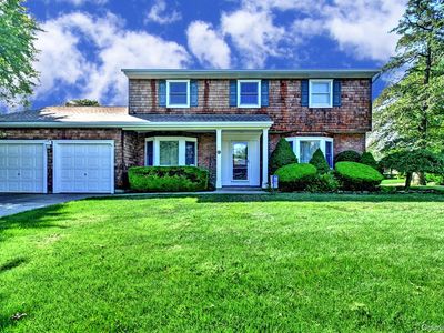 10 Laurel Road, Oakdale, NY, 11769