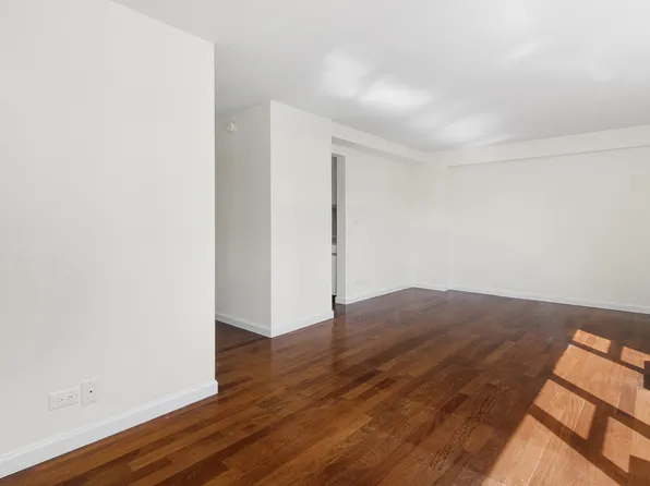 100 West 93rd Street image 5 of 23