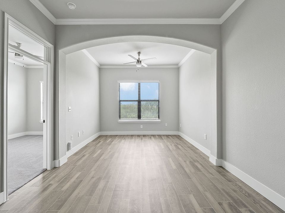1st image of 600 Studemont St APT 3231