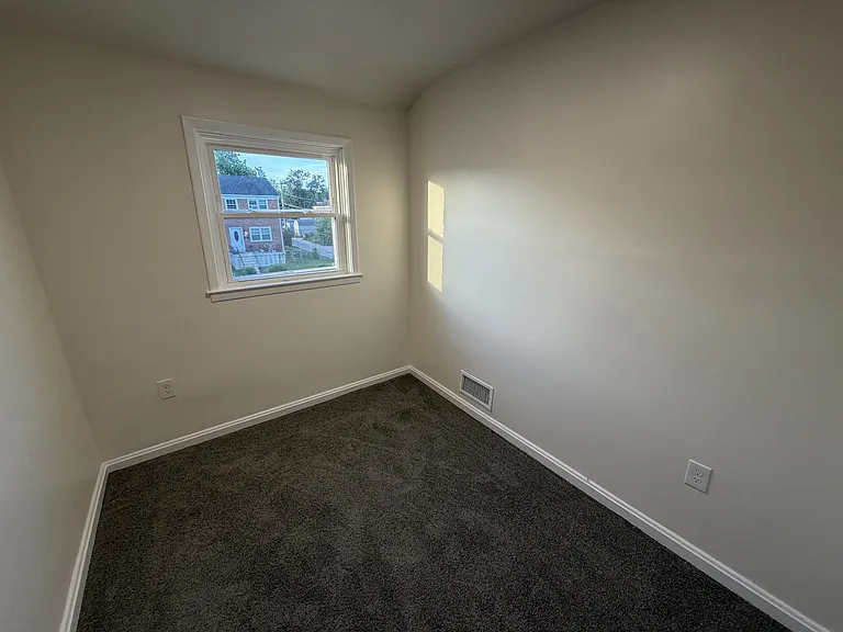 1402 Nicolay Way #1 — Photo 15