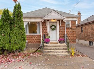 95 Royal York Rd #BASEMENT, Toronto, ON M8V2T9