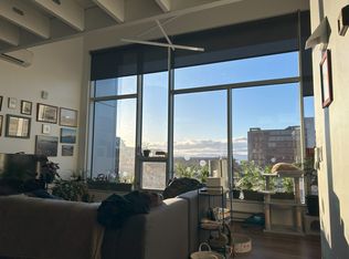77 Pine St #208, Burlington, VT 05401