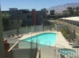 653 E Arenas Rd, Palm Springs, CA 92262