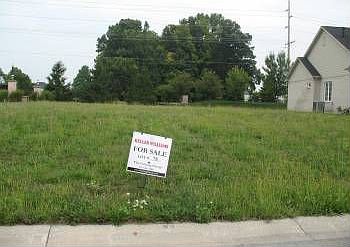 2nd image of 686 Allenhurst Cir