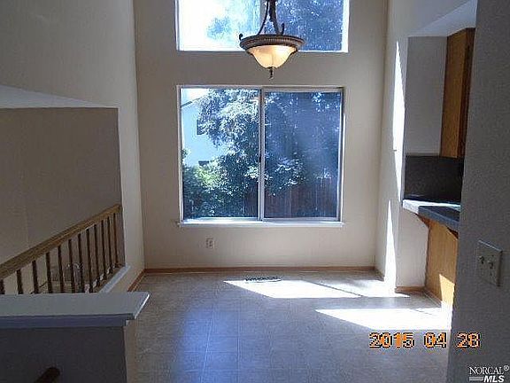 4th image of 1167 Mahogany Ct