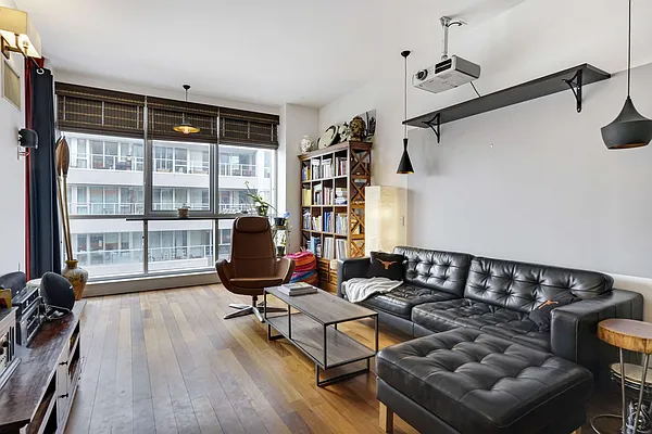 Rented by Compass | media 28