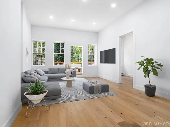 309 Henry Street image 2 of 10