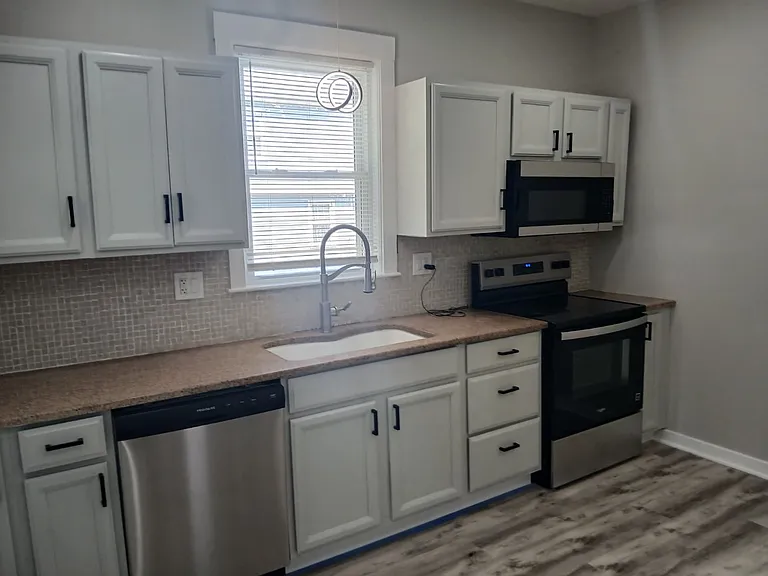 90 Edgemere Rd — Photo 8