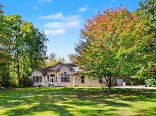 341 Nolan Rd, Wales, MI 48027