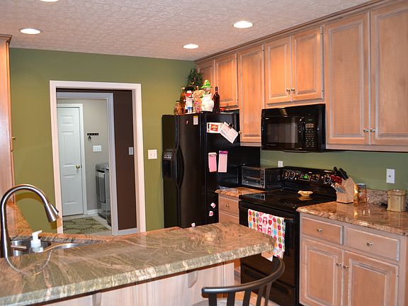 Custom AMISH & GRANITE