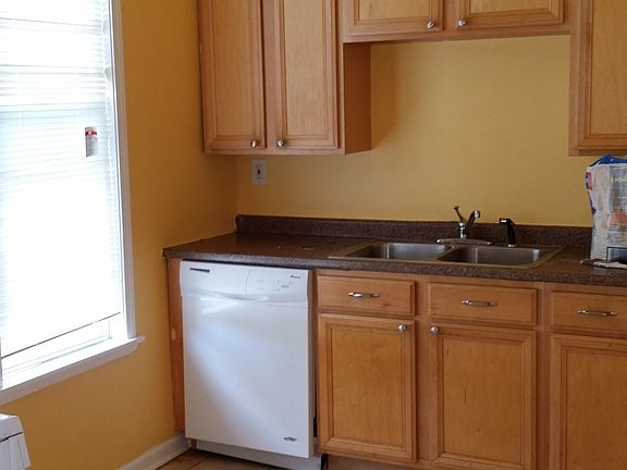 5th image of 368 N Hamlin Ave #2C
