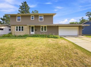 1002 24th Ave S, Fargo, ND 58103
