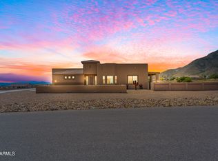 6720 E Vaquero Cir, Hereford, AZ 85615