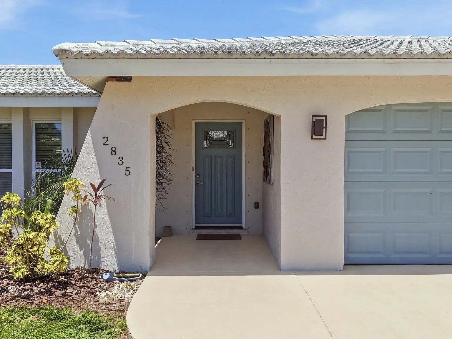 2835 Coventry Way — Photo 3