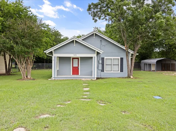 145 E Denmark St, Walnut Springs, TX 76690