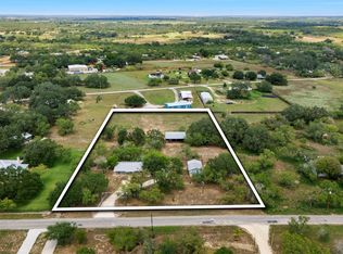 465 Oriente, Pleasanton, TX 78064