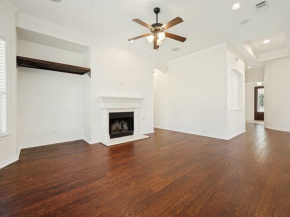 5th image of 3132 Somerset Ln