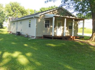 217 Avenue D, Rock Falls, IL 61071