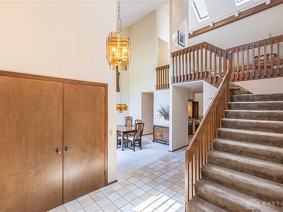 3rd image of 8231 Rhine Way