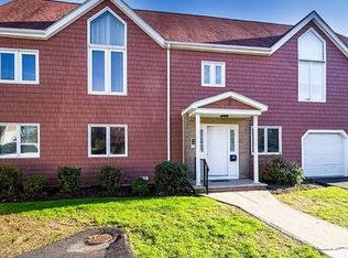 980 Wilson Rd APT 3B, Fall River, MA 02720