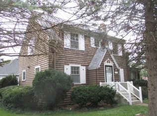 301 S Main St, Tuscola, IL 61953