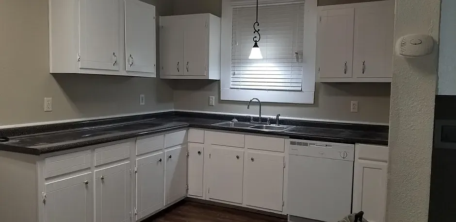 4 bed, $1,795 — Photo 3
