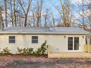 5408 Ridgefield Dr, Tobyhanna, PA 18466