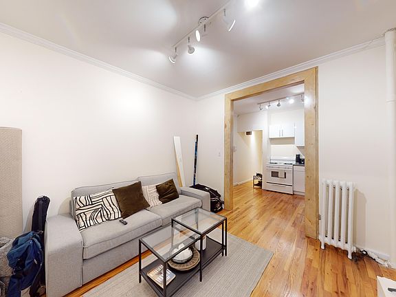 2nd image of 158 W 15th St APT 5B