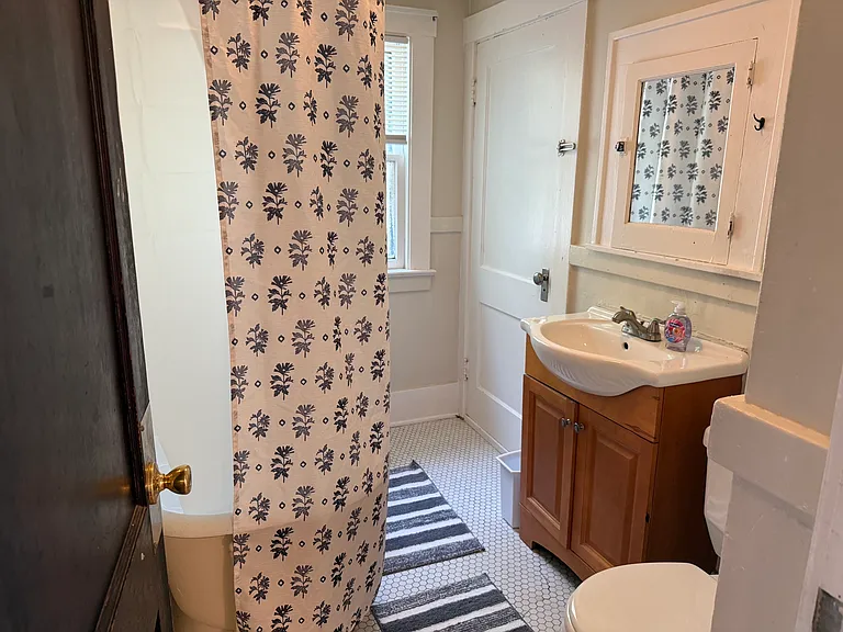 442 Congress Ave #80 — Photo 9