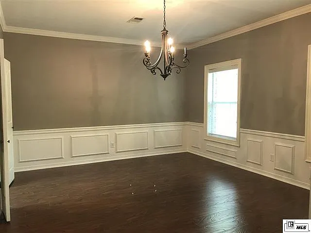 4 bed, 2.5 bath, 2787 sqft, $3,500 — Photo 4