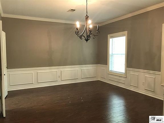 4th image of 110 W Standard Reed Rd