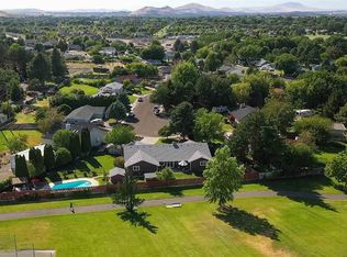 1439 S Buchanan Pl, Kennewick, WA 99338