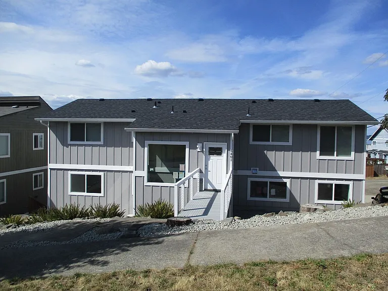 5401 N Court St #A — Photo 28