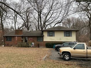 409 NW Chipman Rd, Lees Summit, MO 64063