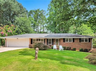 546 Carlouetta Rd SW, Mableton, GA 30126