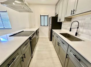 221 SW 11th Ave APT 4, Miami, FL 33130