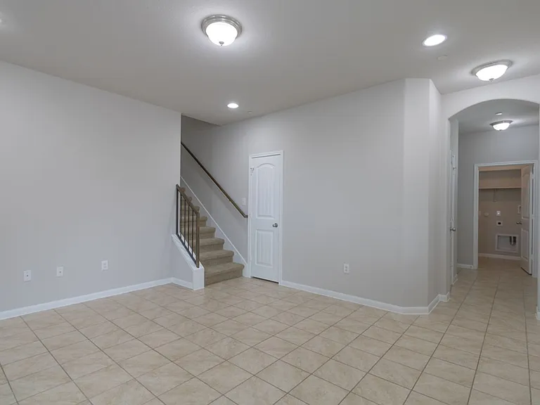 2880 Donnell Dr #4101 — Photo 9
