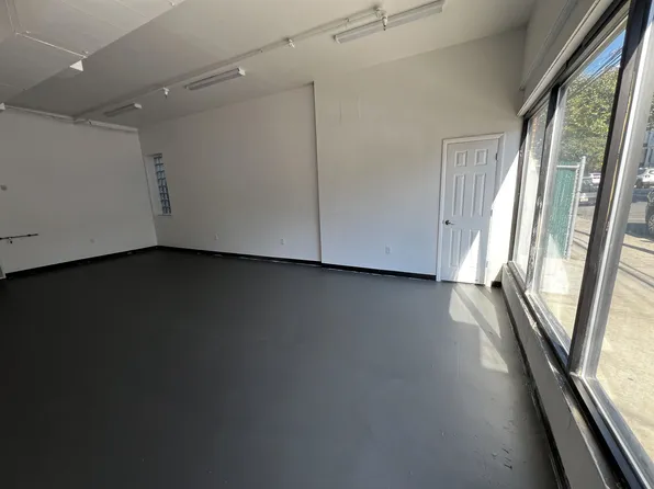 167 Claremont Avenue image 6 of 15