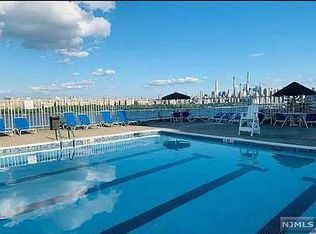 8550 Boulevard E APT 2E, North Bergen, NJ