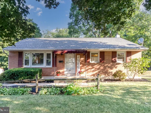 565 Hampden Rd, Elizabethtown, PA 17022